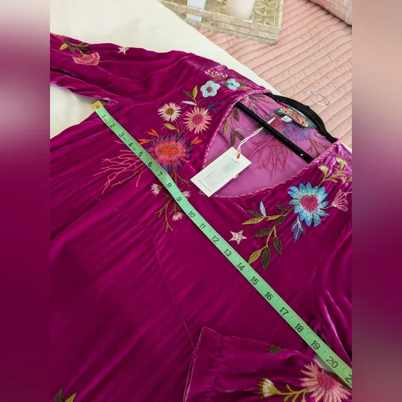 NWT Ulla Effortless Velvet Dress Size S - Picture 8 of 11